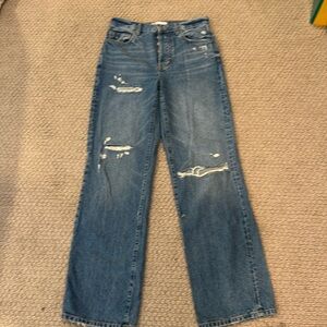 Zara Distressed Wide Leg jeans. Size 4.